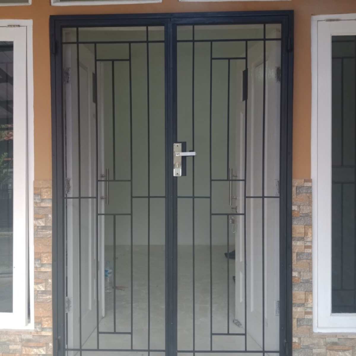 Pilihan Model Teralis Pintu 2 Terbaik yang Menunjang Estetika Hunian