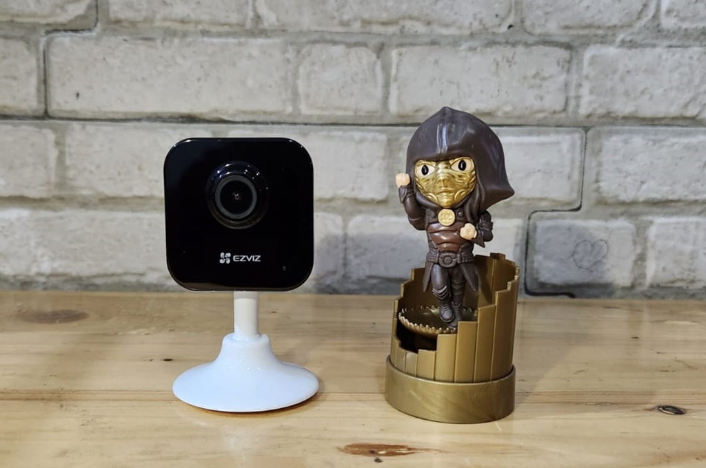 Ezviz Smart Home Camera H1C, Ringkas Bisa Komunikasi 2 Arah