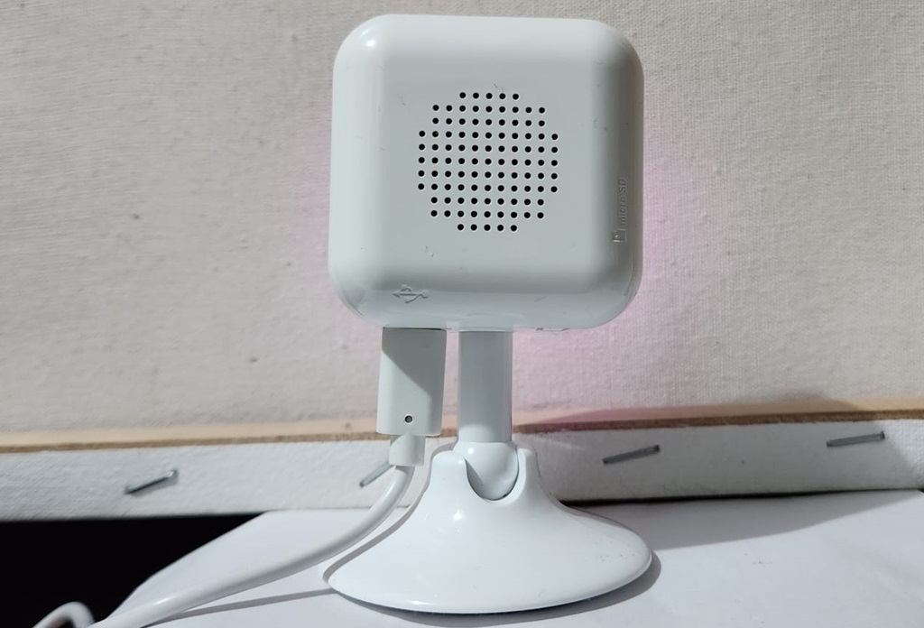 Ezviz Smart Home Camera H1C, Ringkas Bisa Komunikasi 2 Arah