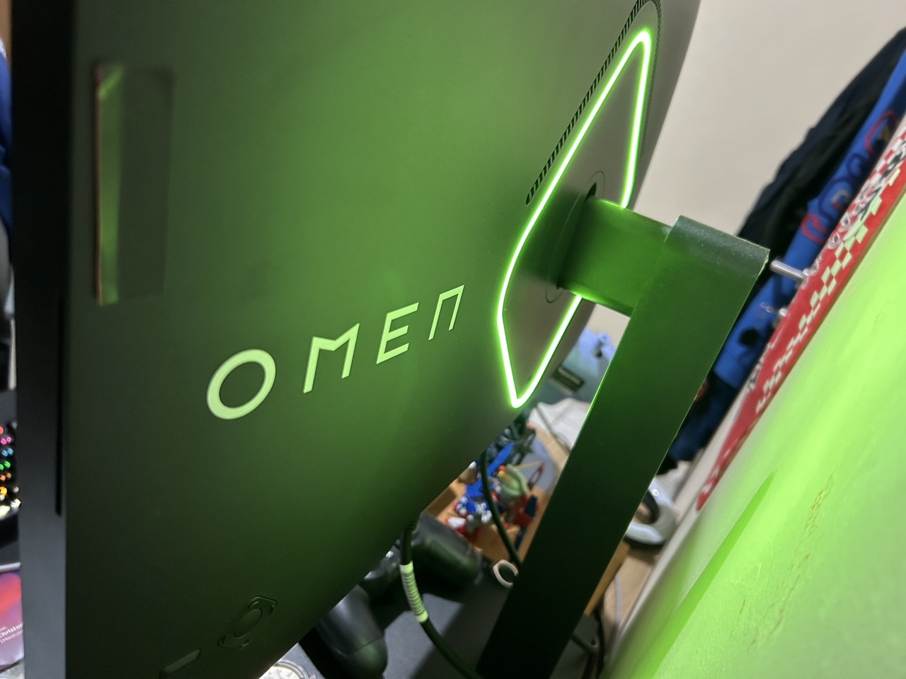 Menjajal Omen 27qs, Build Quality Maksimal
