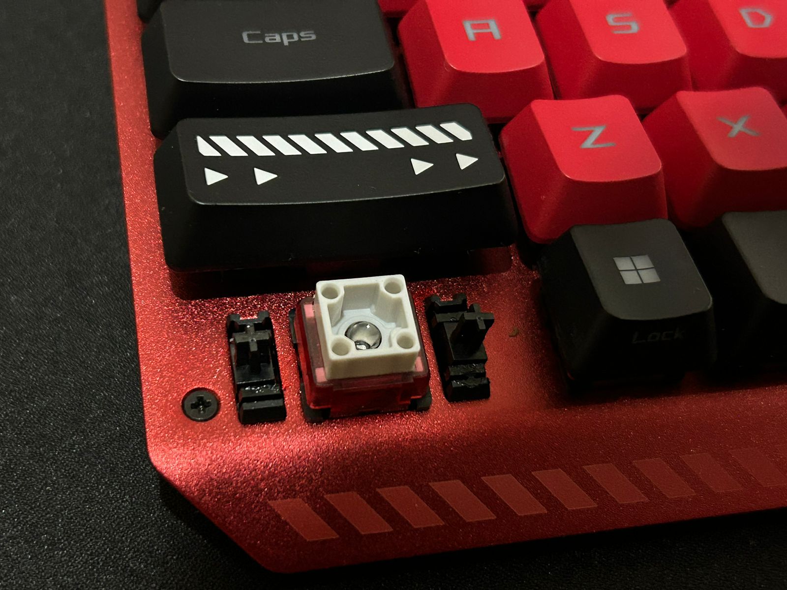 Keyboard Gaming ROG x Evangelion, Punya Build Quality Maksimal