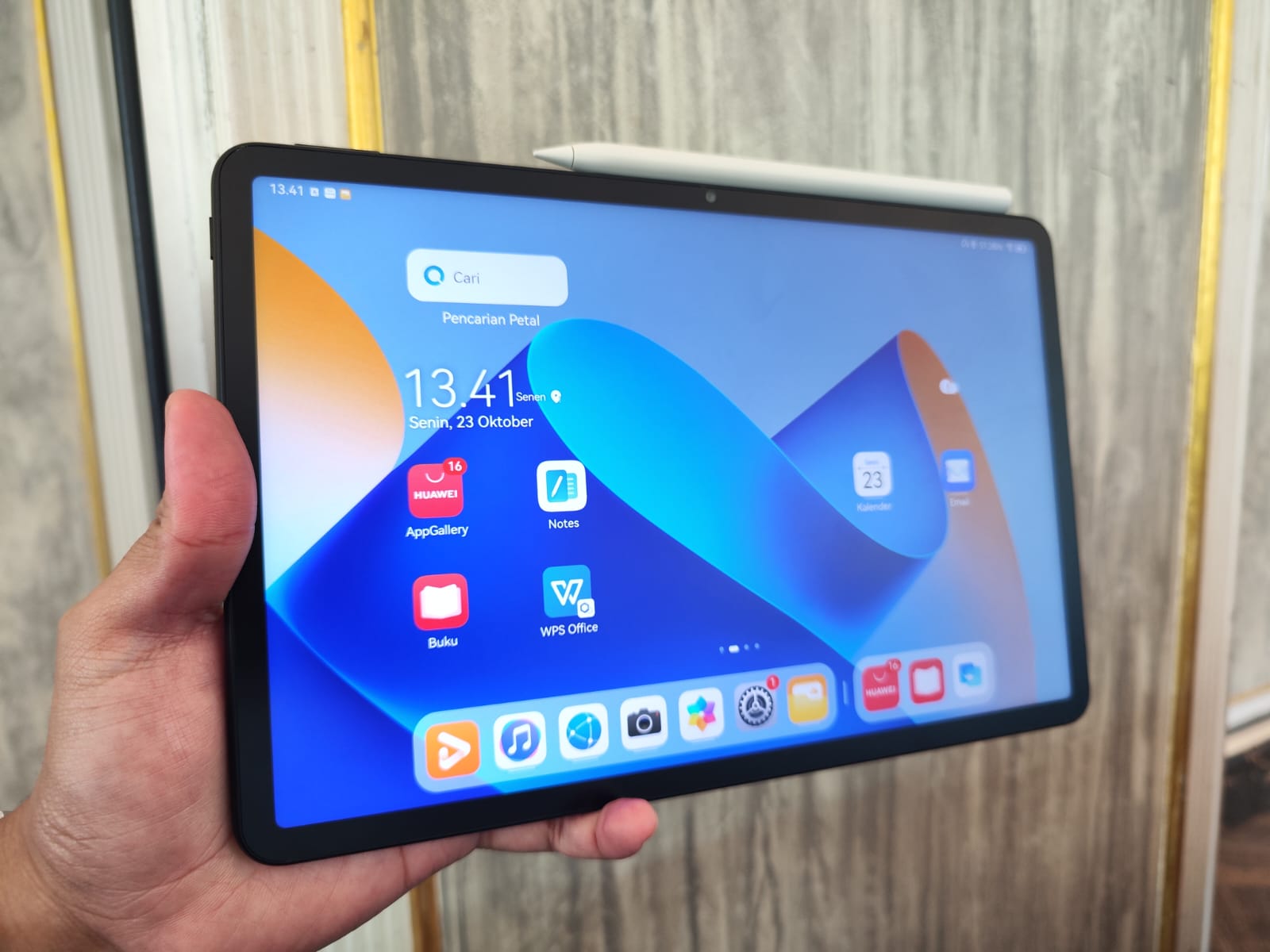 Hands-On Huawei MatePad 11 PaperMatte Edition, Tablet yang Unggul di Bagian Layar
