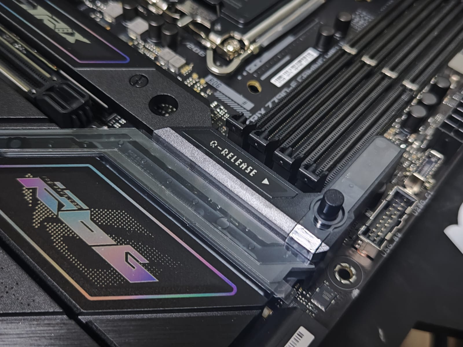 Menjajal Motheboard Asus ROG Strix Z790-F Gaming WiFi II Pakai Intel Core Generasi ke-14
