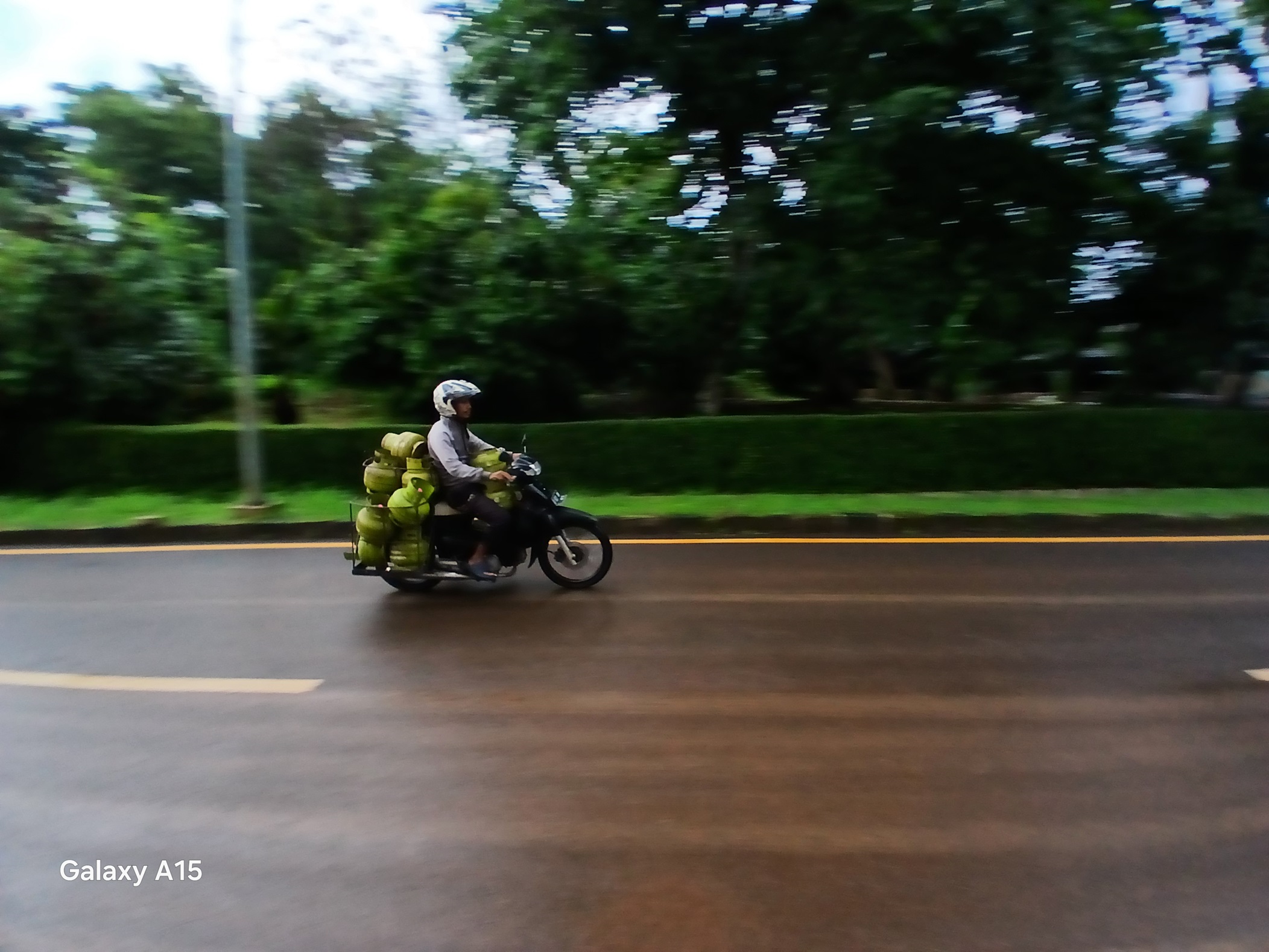 Review Samsung Galaxy A15 4G, Spesifikasi Menengah Harga Terjangkau Rasa Premium