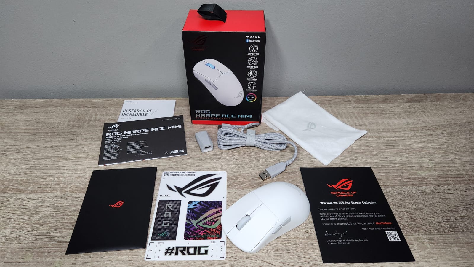 Asus ROG Harpe Ace Mini, Akhirnya Ada Mouse Gaming Mini Keren