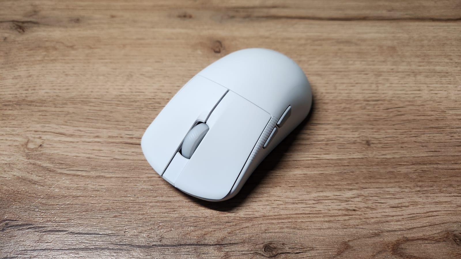Asus ROG Harpe Ace Mini, Akhirnya Ada Mouse Gaming Mini Keren