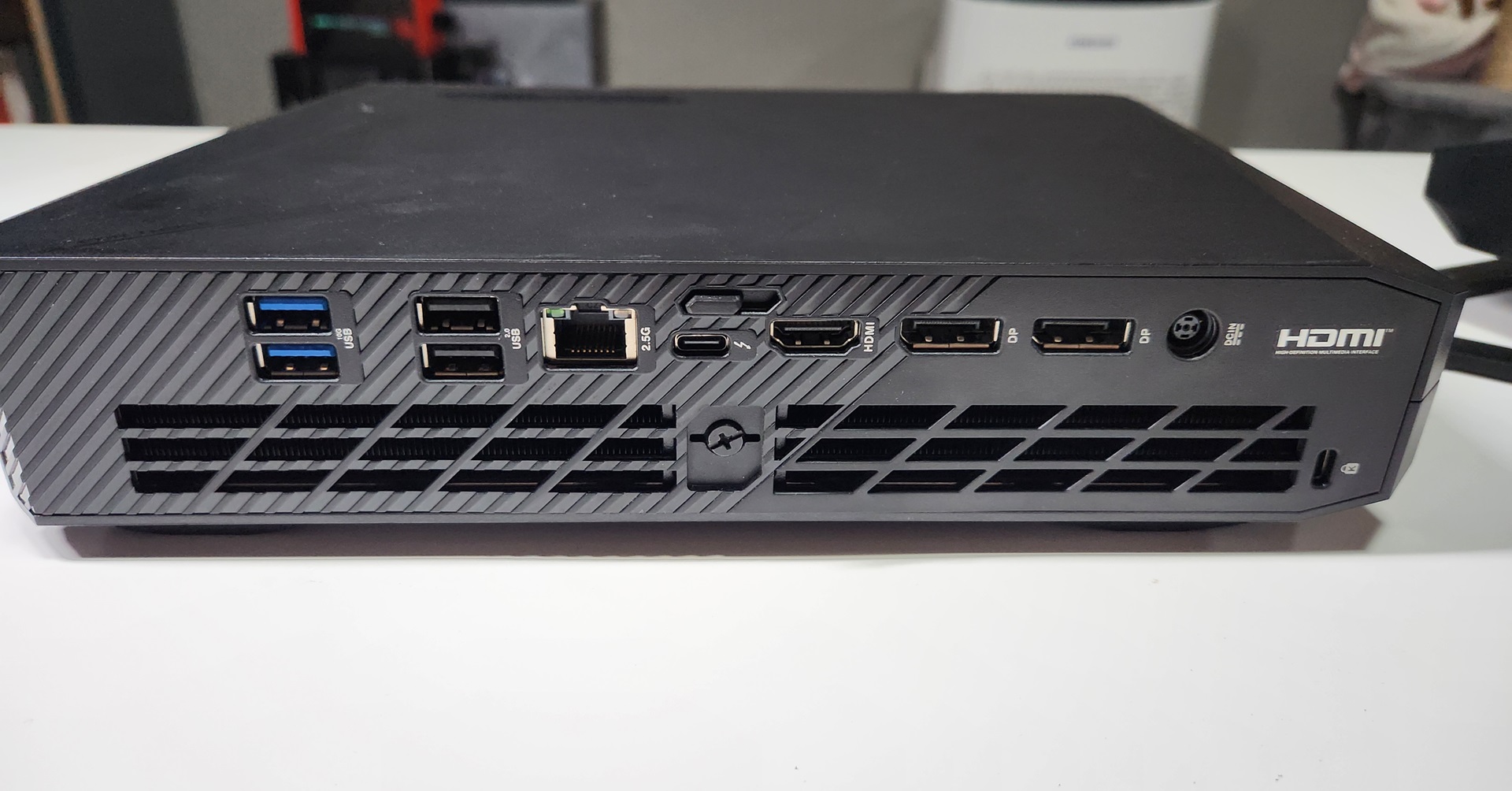 Asus ROG NUC 970, Mini PC Gaming Kelas Wahid