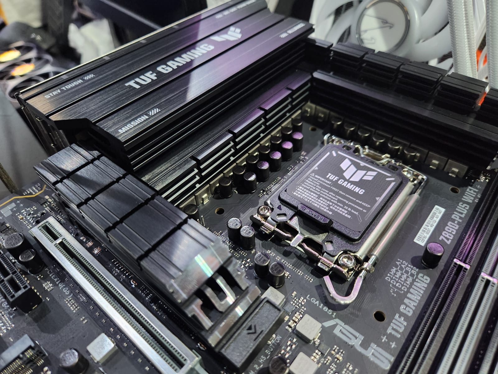 Asus TUF Gaming Z890-Plus WiFi, untuk Intel Arrow Lake