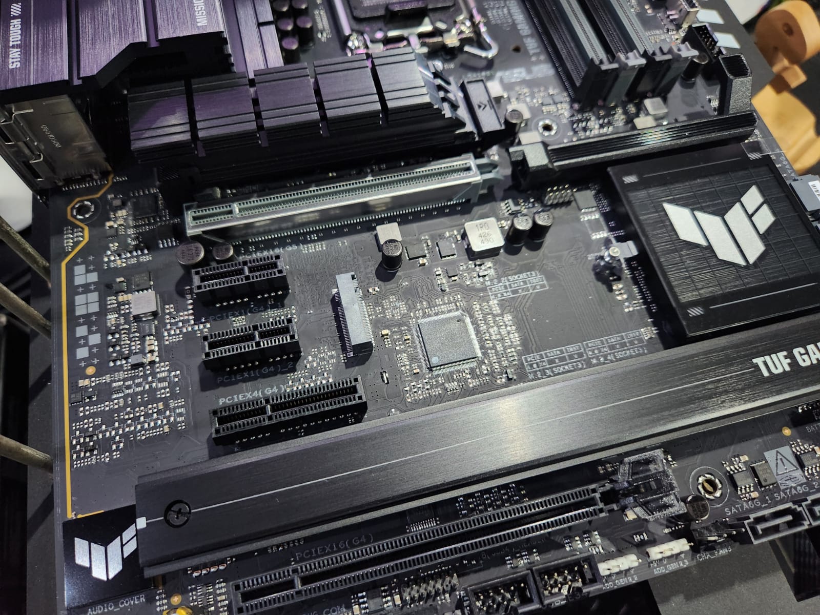 Asus TUF Gaming Z890-Plus WiFi, untuk Intel Arrow Lake