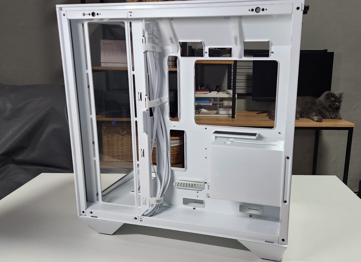 DarkFlash DY470, Casing PC Dual Chamber Keren