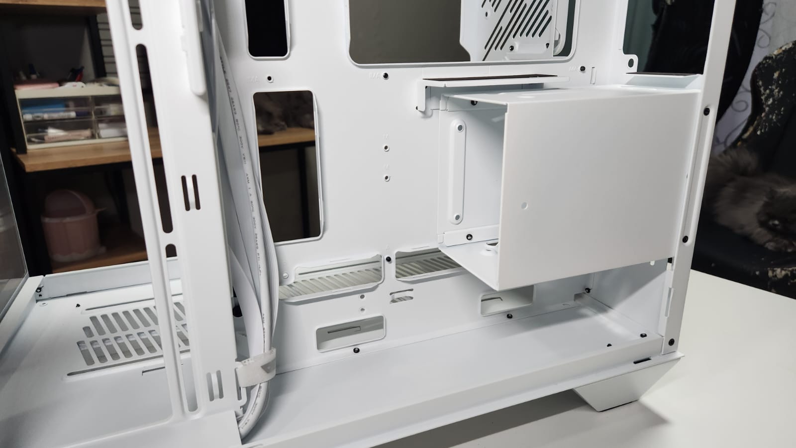 DarkFlash DY470, Casing PC Dual Chamber Keren