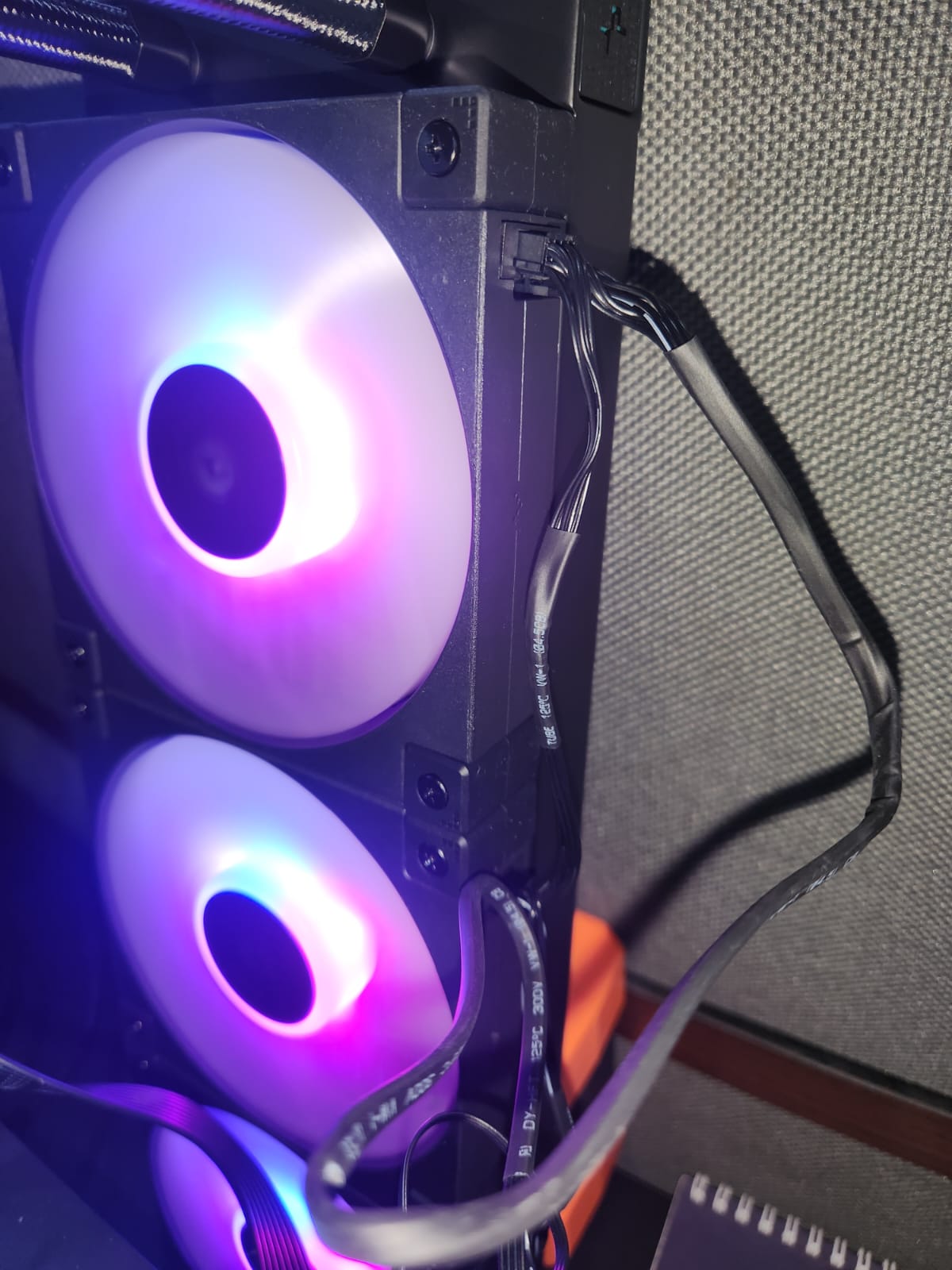 DeepCool LT360 ARGB, Model Infinity Mirror Menarik