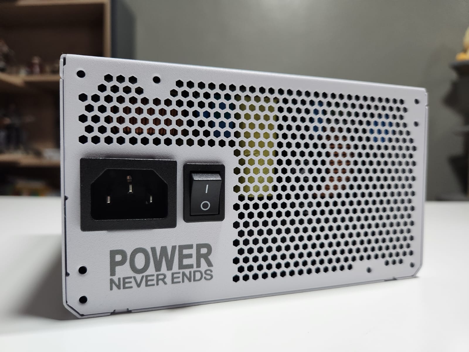 FSP Vita GM 1000W, Efisiensi Gold Rasa Platinum