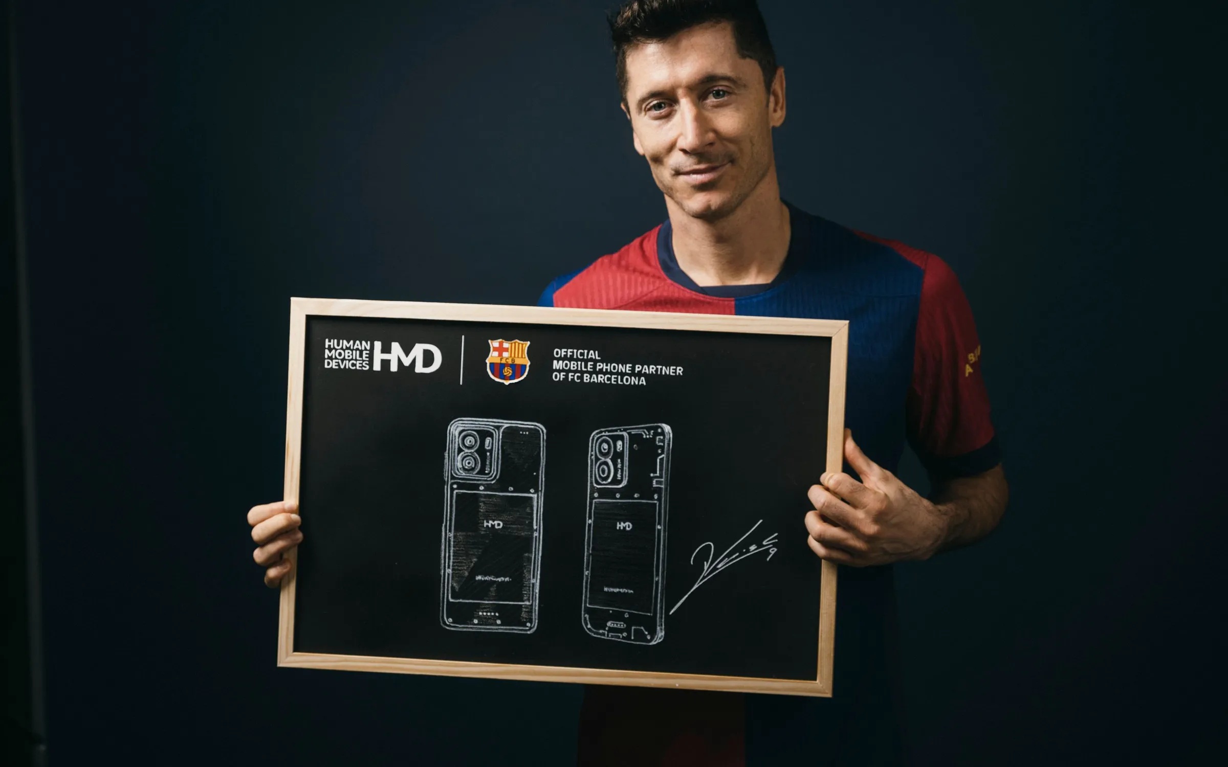 Ponsel Kolaborasi HMD X Barcelona Resmi Dirilis, Ini Penampakannya