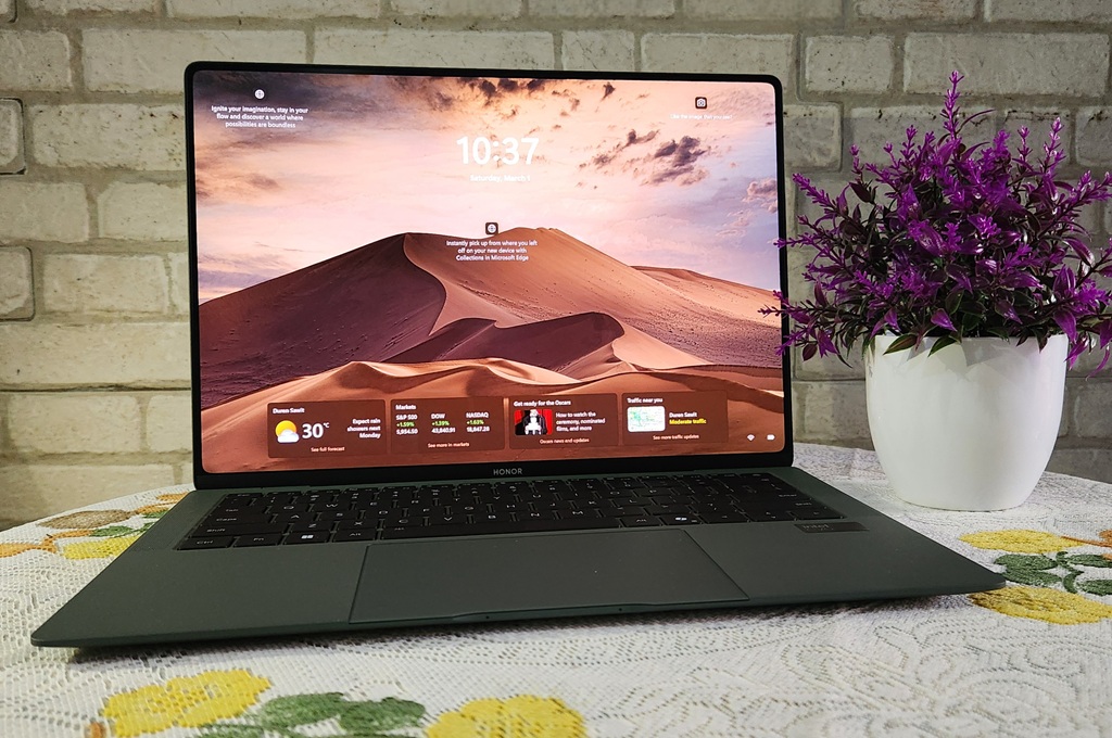 Honor Magicbook Art 14, Unik, Mewah, Canggih