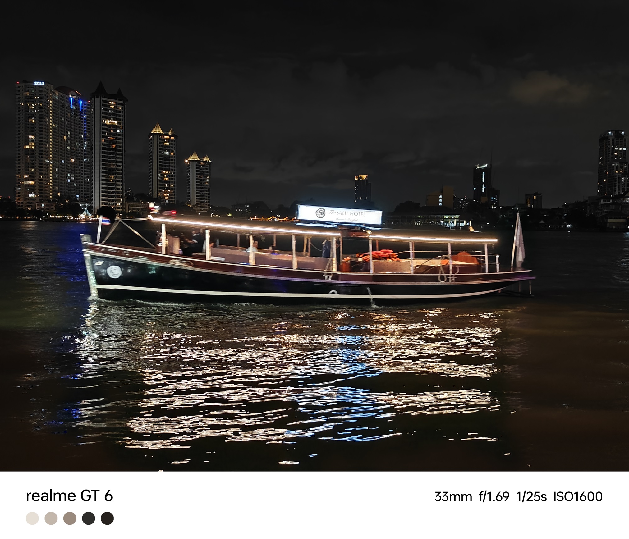 Menjajal Bidikan Malam dari Kamera realme GT 6 di Asiatique