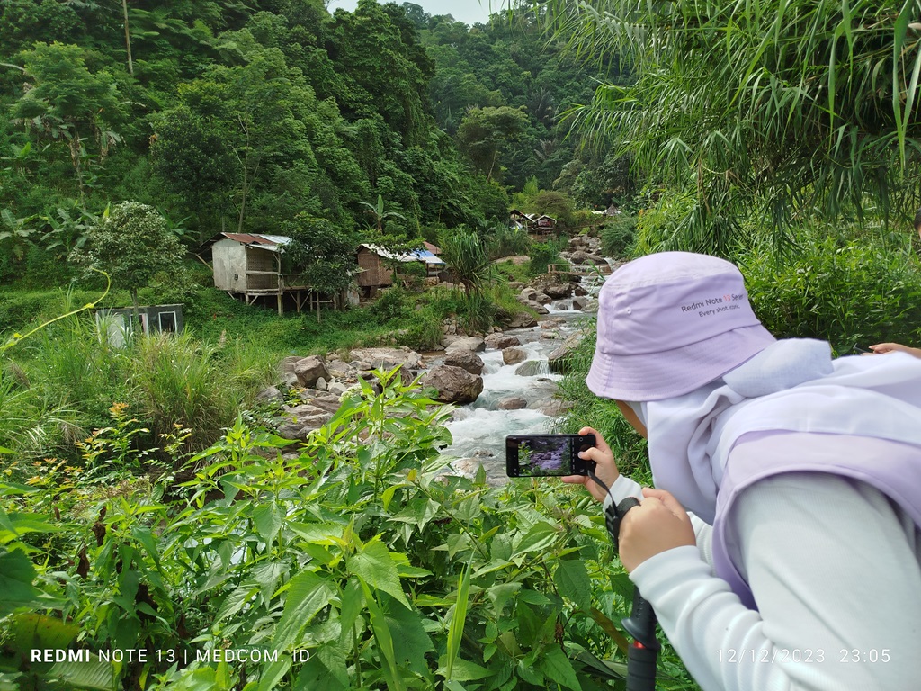 Menjajal Kamera Xiaomi Redmi Note 13 di Kota Hujan