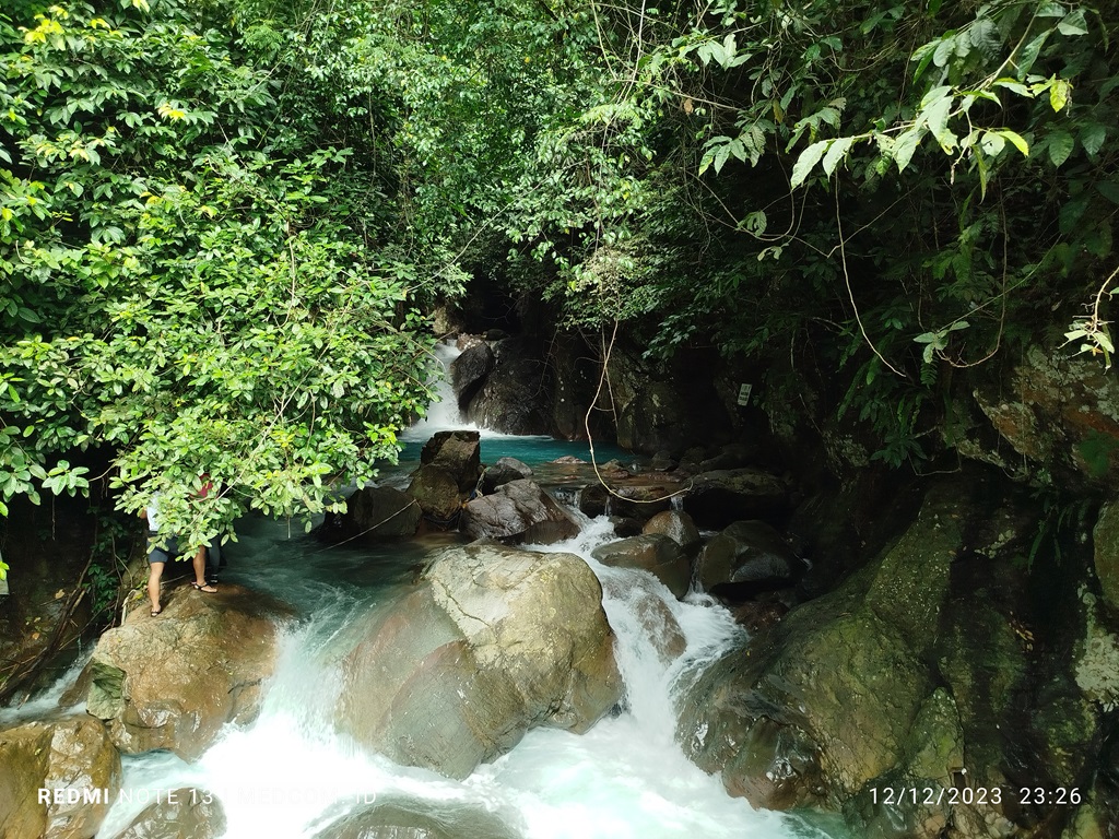 Menjajal Kamera Xiaomi Redmi Note 13 di Kota Hujan