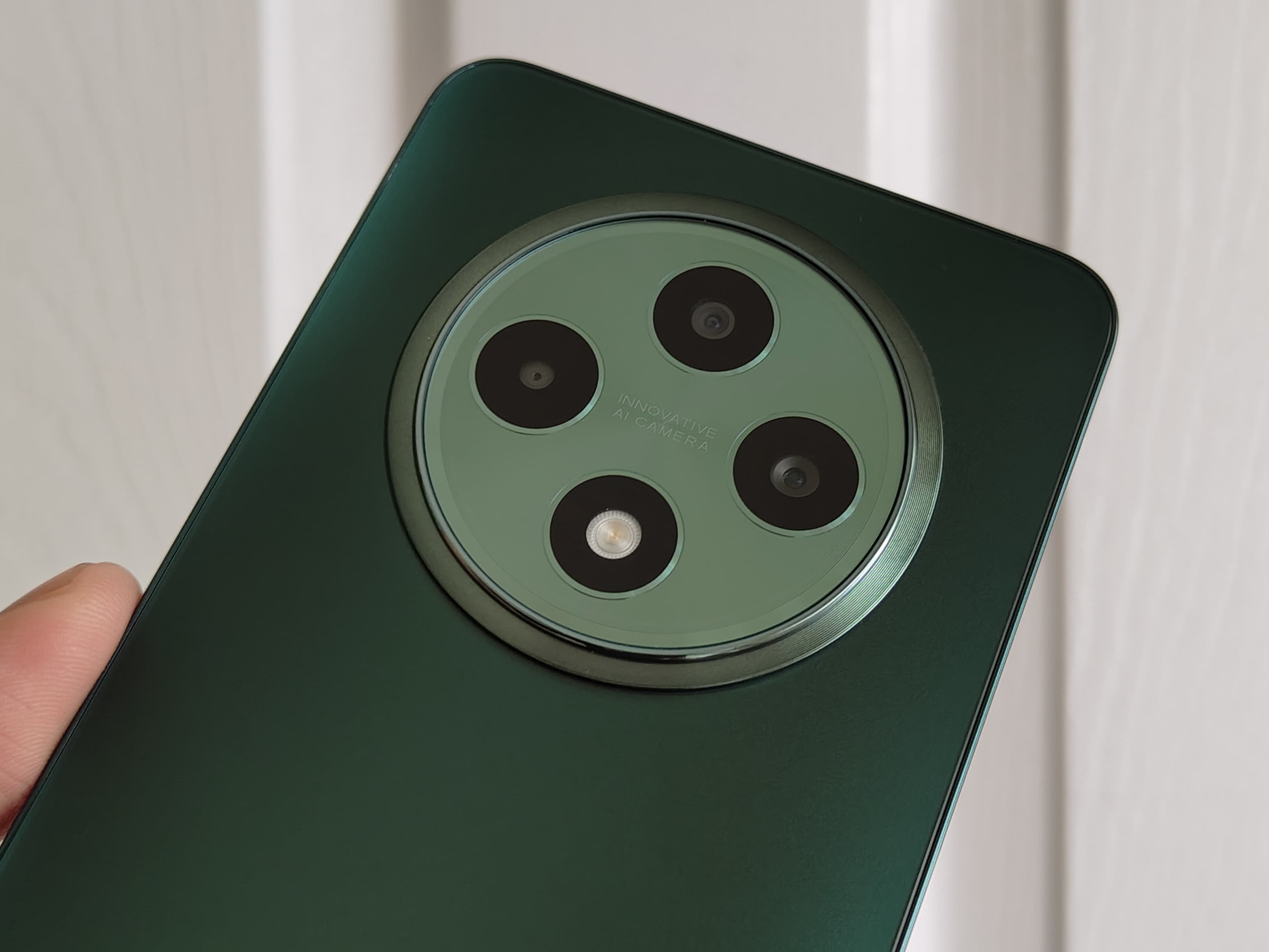 Review Oppo Reno12F 5G, Smartphone Kelas Menengah Mengagumkan