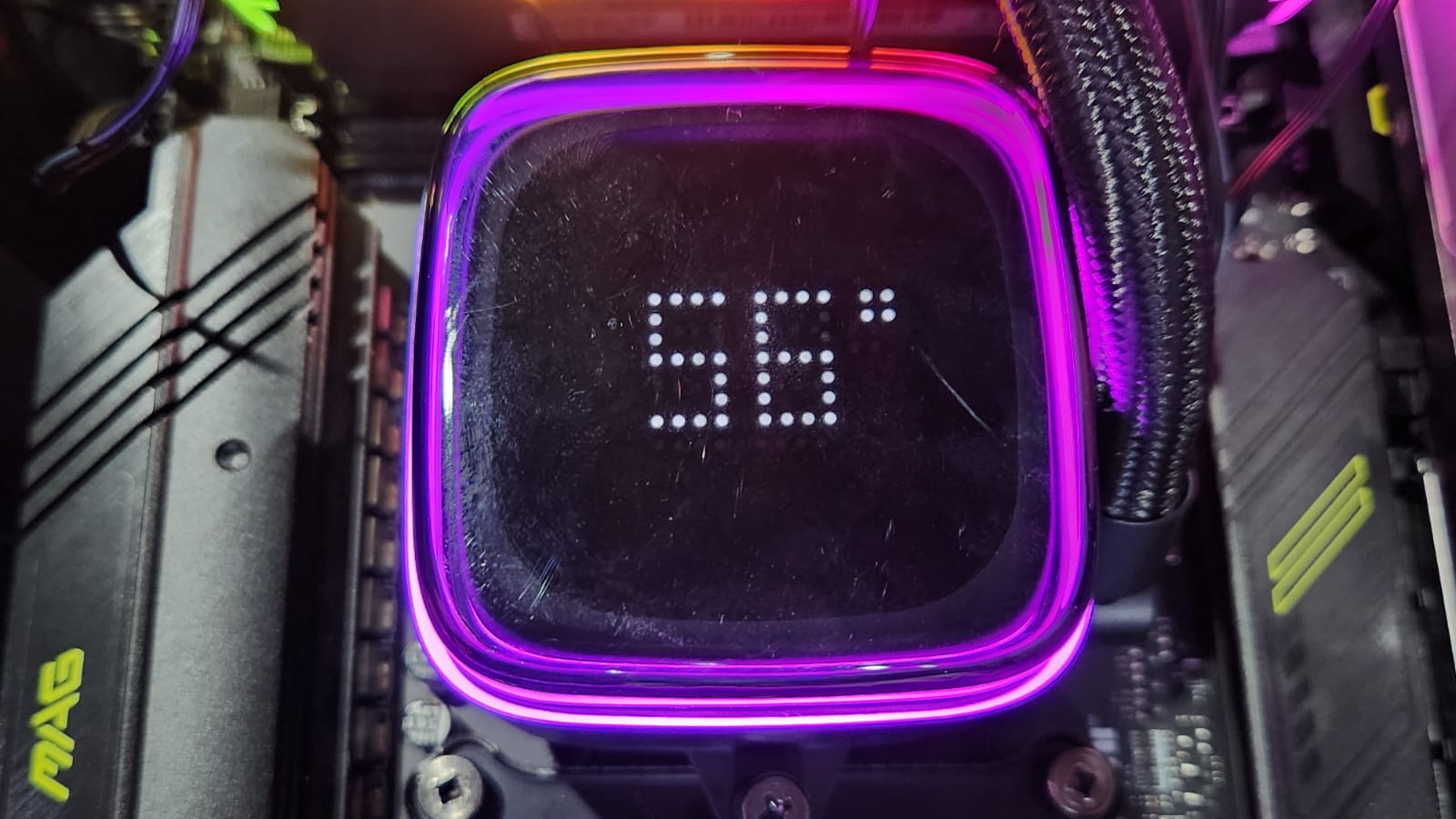 Ocypus Iota L24 BK, Harga Menarik dan Punya Indikator LED