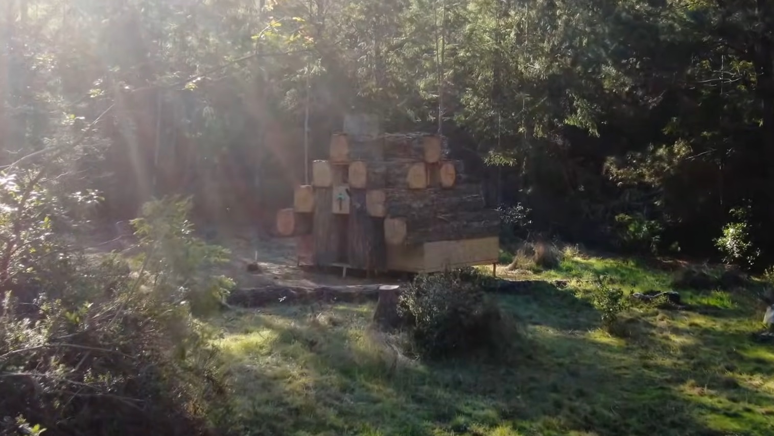 YouTuber ChrisDaCow Bikin Rumah Minecraft di Real Life, Begini Wujudnya