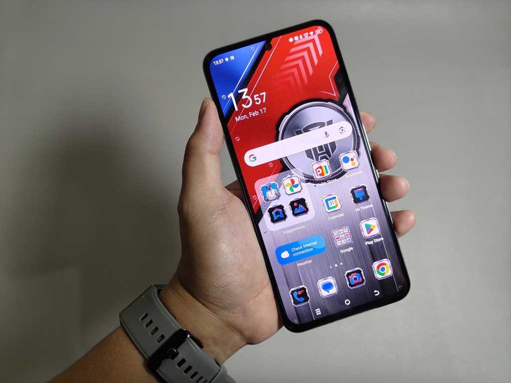 Review Tecno Spark 30 Pro Transformers, Desain Gak Gimmick