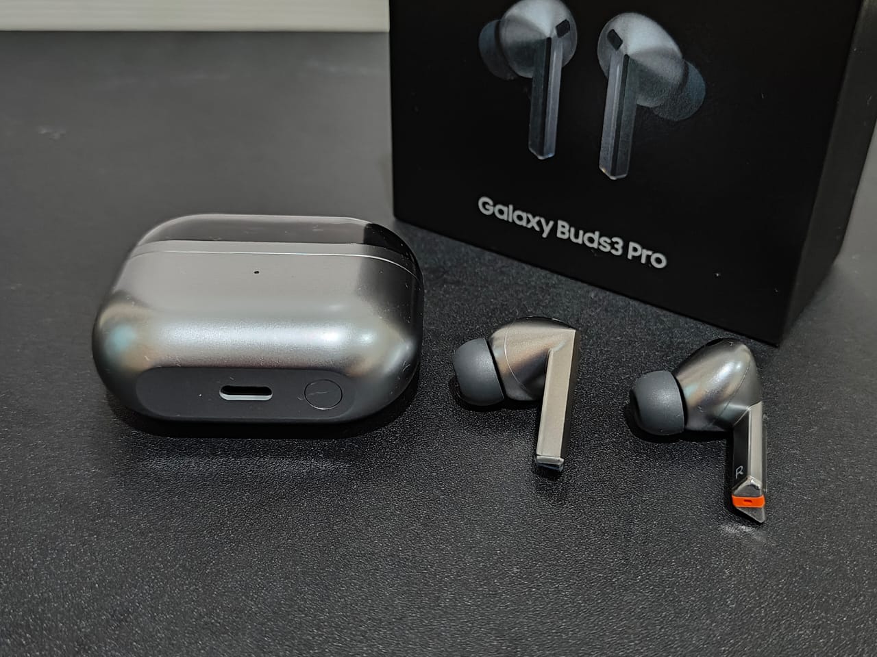 Review Samsung Galaxy Buds 3 Pro, Desain Futuristik dan Audio Premium