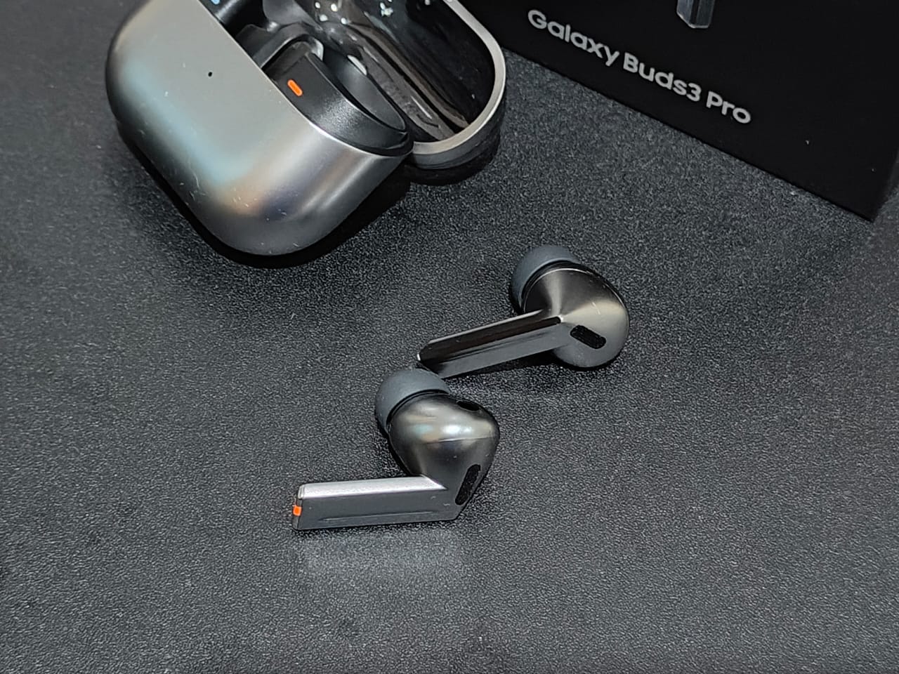 Review Samsung Galaxy Buds 3 Pro, Desain Futuristik dan Audio Premium