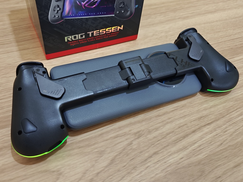 Review Asus ROG Tessen, Gamepad Android yang Kualitasnya Gak Diragukan