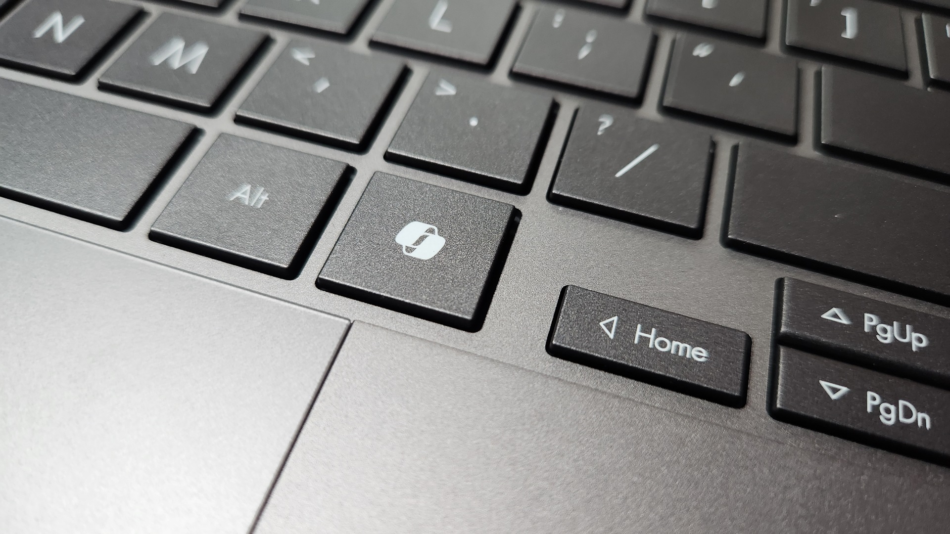 Asus Zenbook S 14 OLED UX5406, Lebih dari Soal Copilot