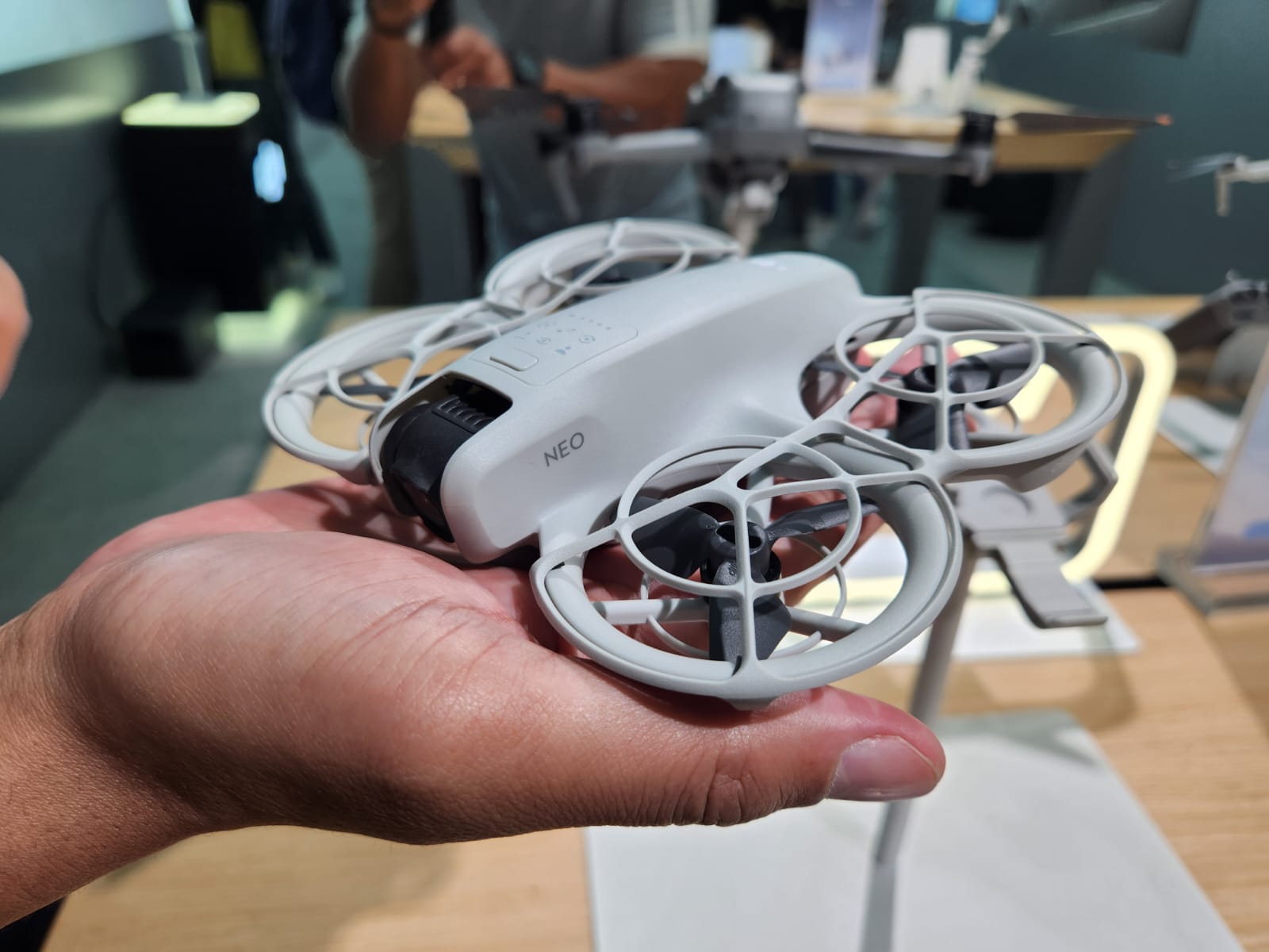 DJI Neo Hadir di Indonesia, Drone Mungil Spesial untuk Pemula