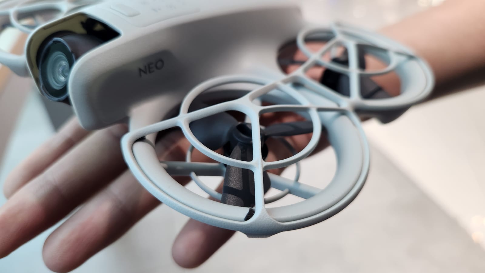 Review DJI Neo, Drone Terbaik Tahun ini?