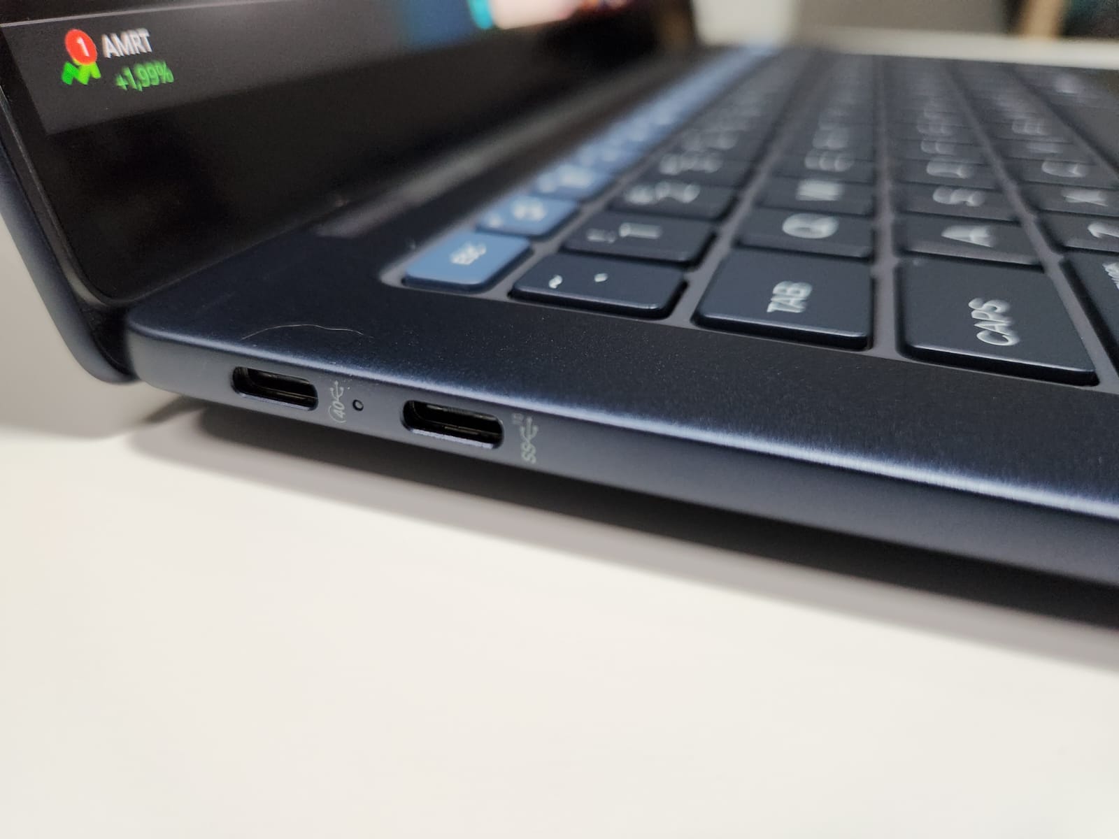 HP EliteBook Ultra G1q, Laptop AI Snapdragon Sangat Profesional