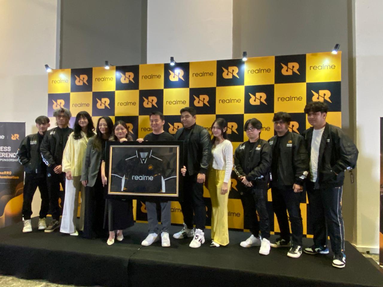 RRQ dan Realme Resmi Umumkan Kerja Sama