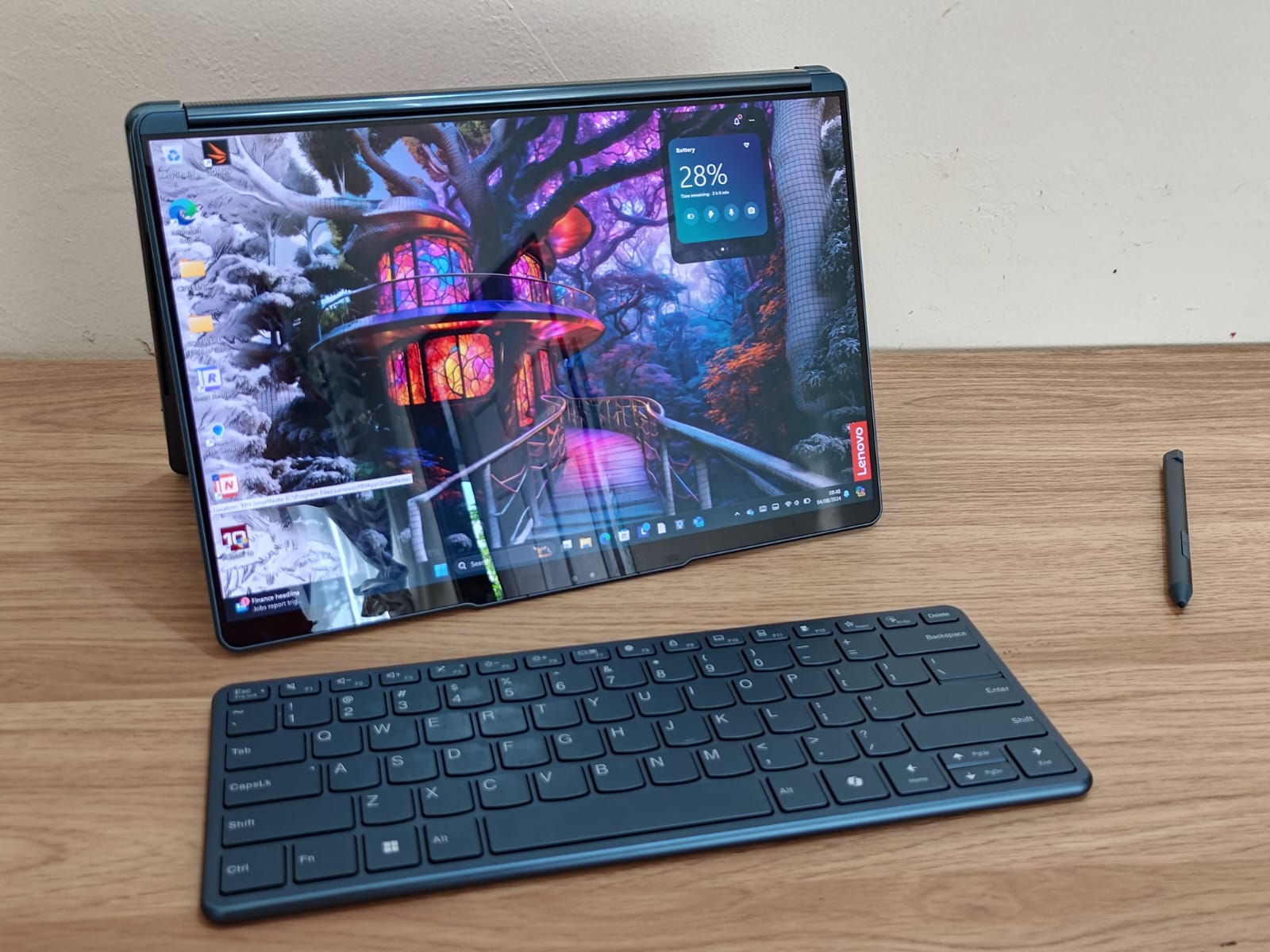 Review Lenovo Yoga Book 9i, Desain Laptop Dua Layar Paling Stylish