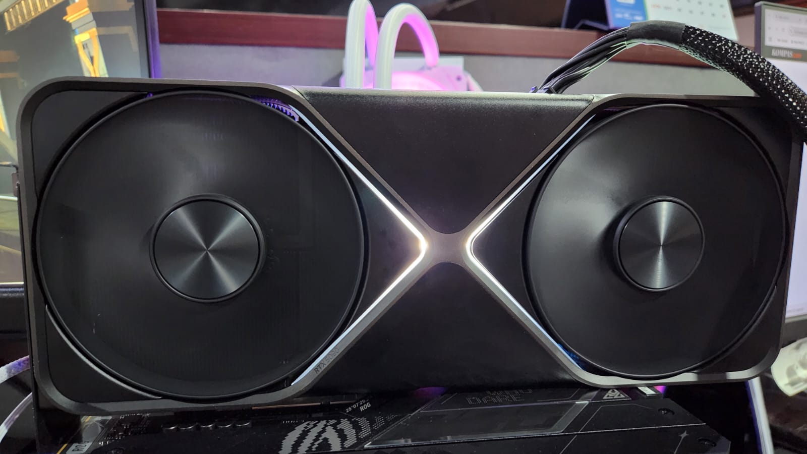 NVIDIA GeForce RTX 5090 Founders Edition