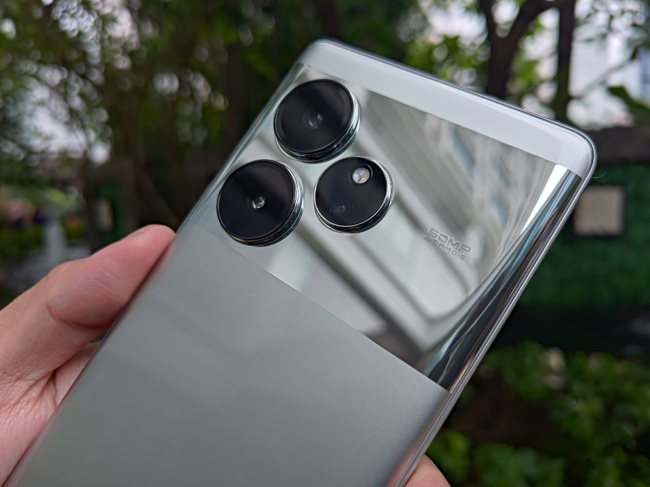 Review realme GT 6, Kombinasi Mengagumkan Performa, Kamera, dan AI