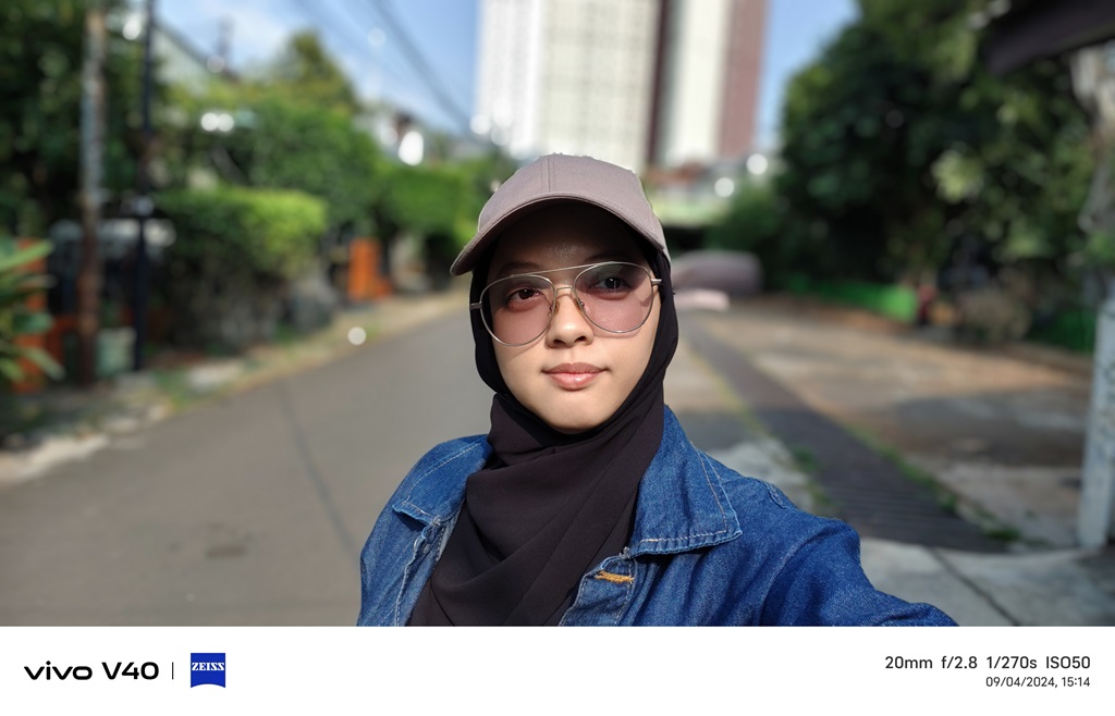 vivo V40, Si Elegan Berkamera Ciamik
