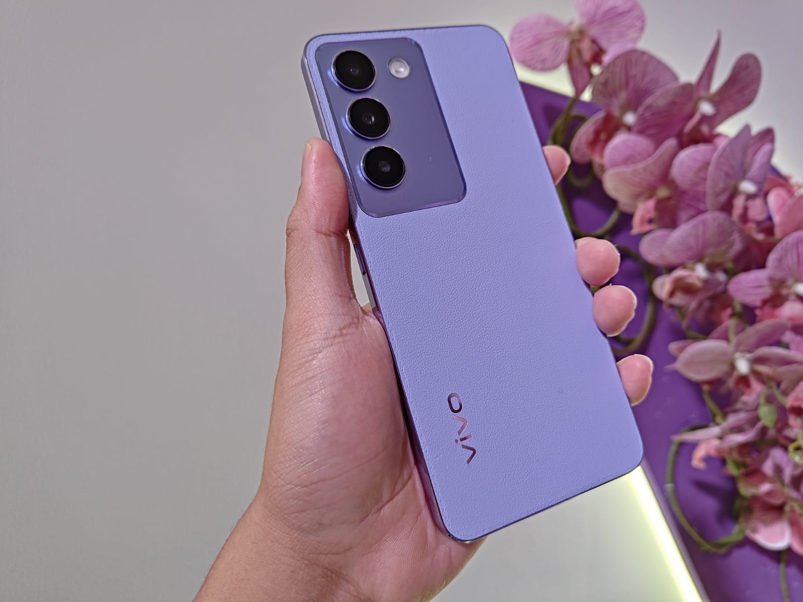 Hands-on vivo Y100 5G, Tampilannya Mewah Buat Spesifikasinya