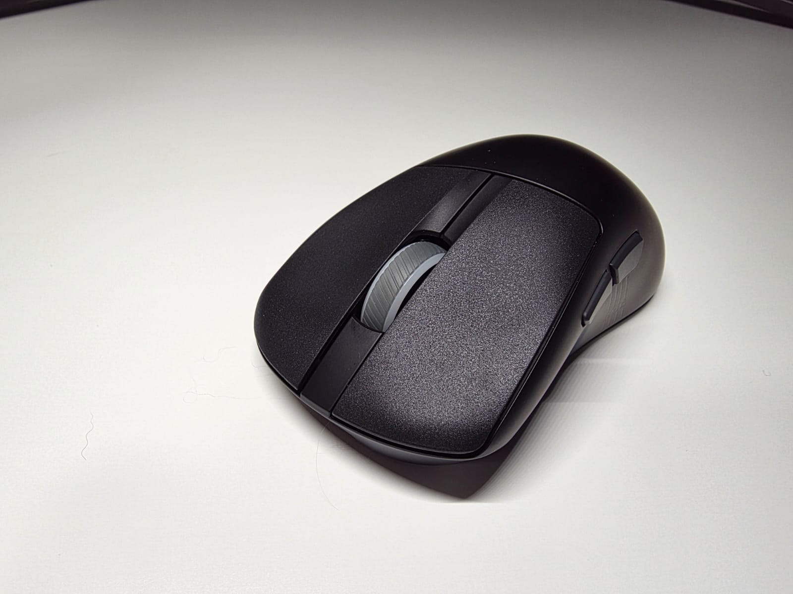 Nyobain Mouse Ergonomis Banget Asus ROG Keris II Origin