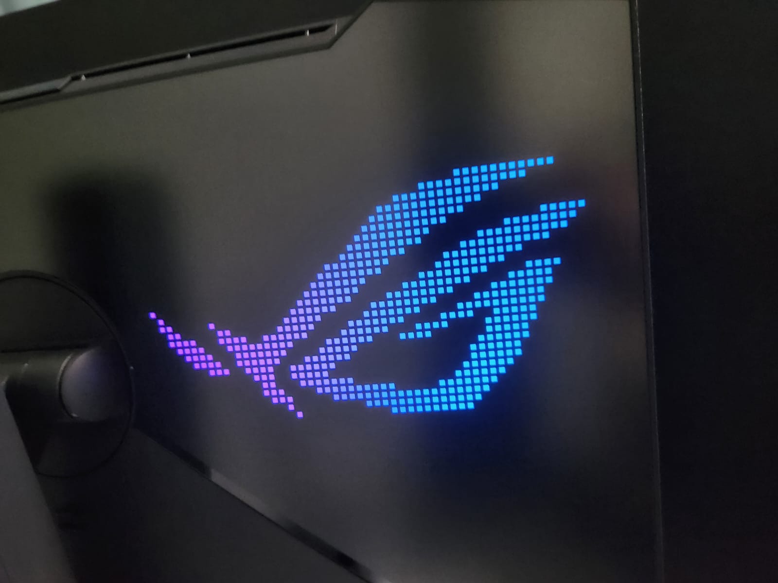 Asus ROG Strix OLED XG27UCDMG, Monitor Gaming Yahut