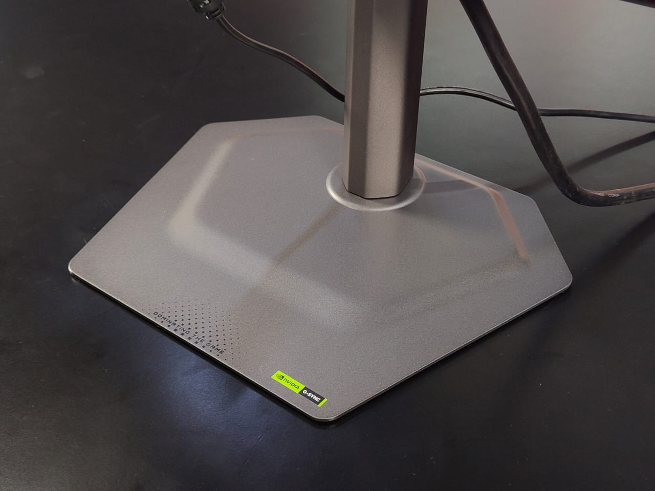 Gigabyte MO27Q28G, Monitor Gaming dengan Teknologi OLED Tandem