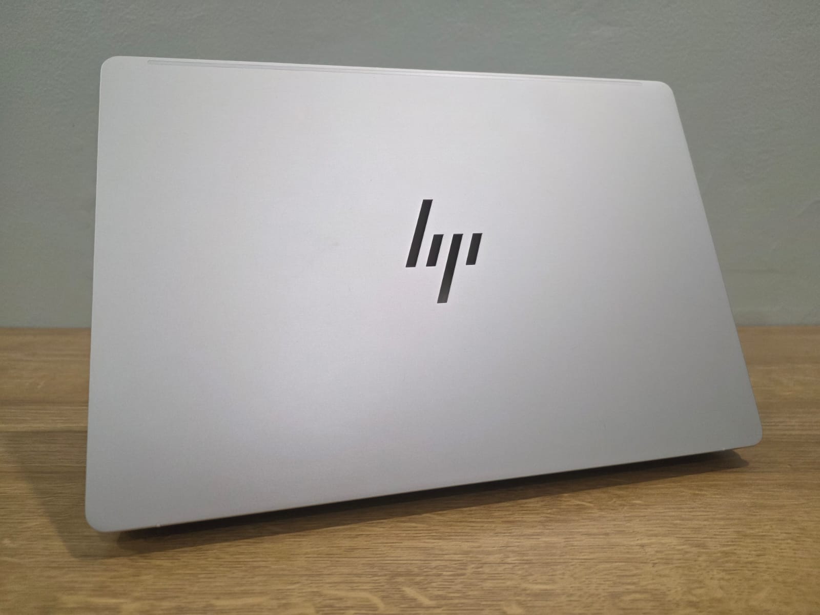 HP EliteBook X G1a 14 AI, Laptop Profesional yang Garang