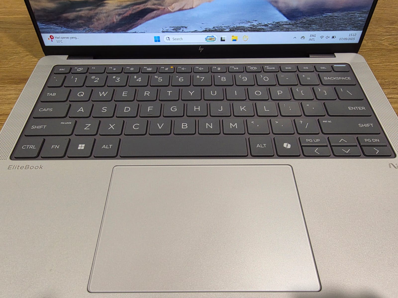 HP EliteBook X G1a 14 AI, Laptop Profesional yang Garang