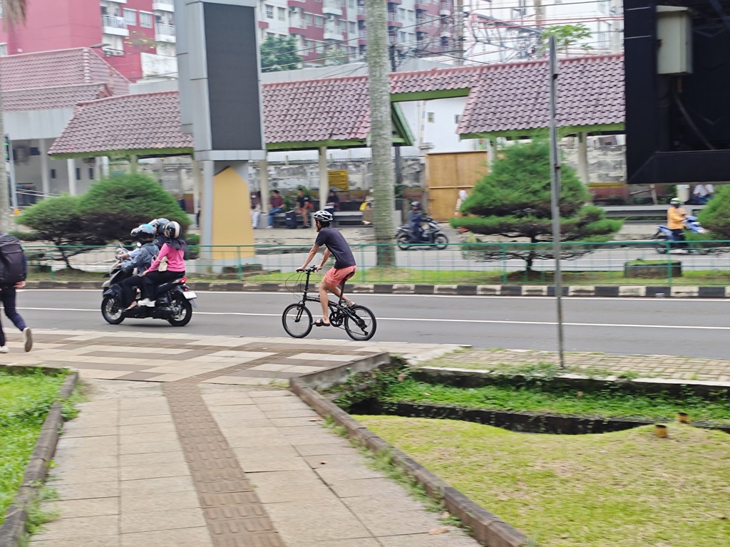 Harganya Jadi Rp4 Jutaan, Begini Pengalaman 1 Tahun Pakai Poco F6