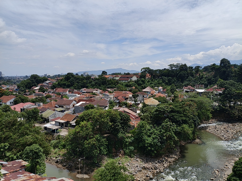 Review Infinix Hot 60 Pro+, Gak Kalah Adu Tipis dan Kemampuan Kamera di Rp2 Jutaan