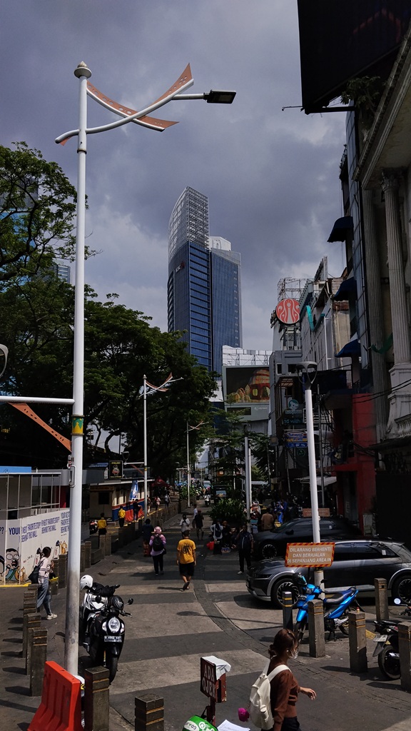 Review Poco M7, HP Baterai 7000 mAh Cocok Buat Nonton Video Berjam-jam