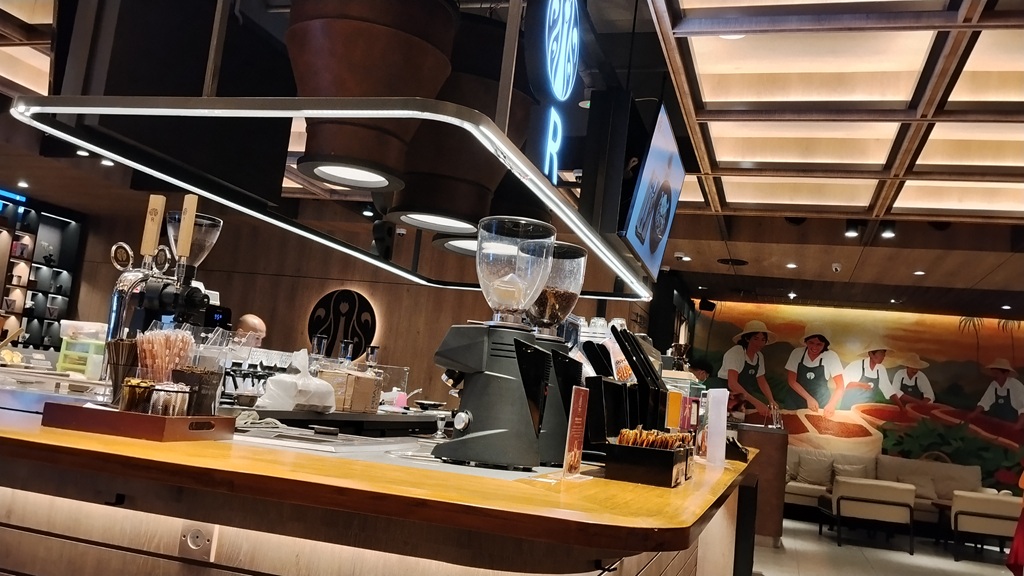 Review Poco M7, HP Baterai 7000 mAh Cocok Buat Nonton Video Berjam-jam