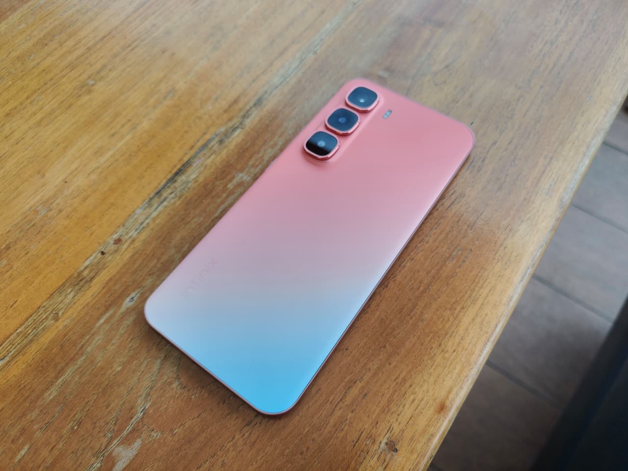 Review Infinix Hot 60 Pro+, Gak Kalah Adu Tipis dan Kemampuan Kamera di Rp2 Jutaan