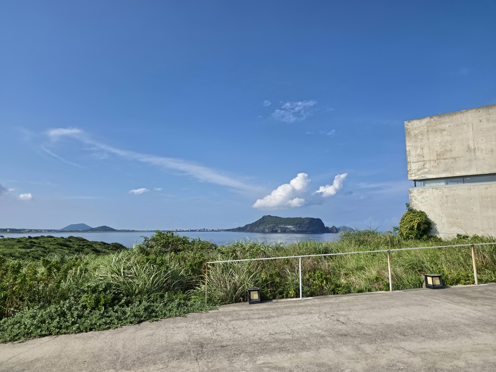 Ubah Momen Liburan Jadi Konten Berkualitas Tinggi Pakai Galaxy Z Fold7